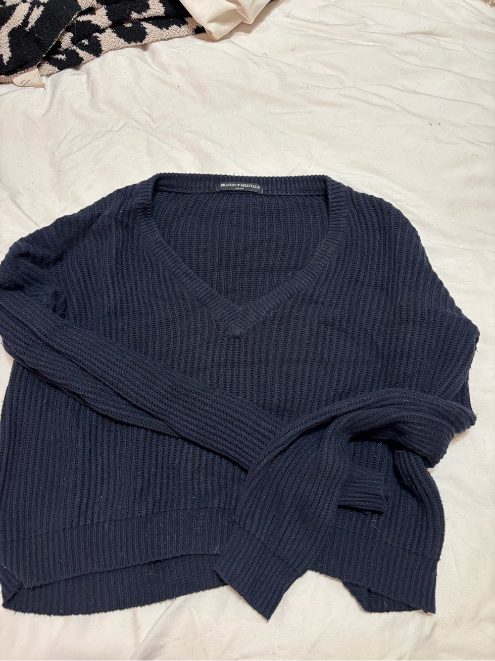 brandy melville sweater